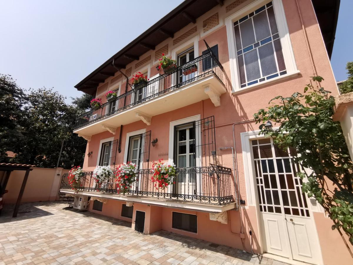 B&B Ad Quintum Torino Collegno Exterior photo